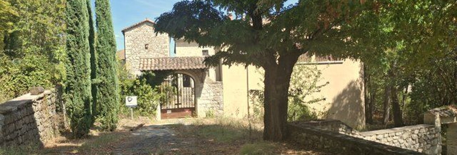 Maison 35 Pièces 2000 m² à vendre à Les Vans (07140)