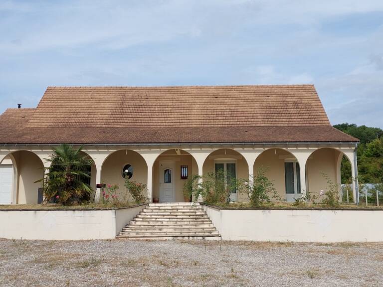 Vente Maison/villa 10 pièces — photo 1