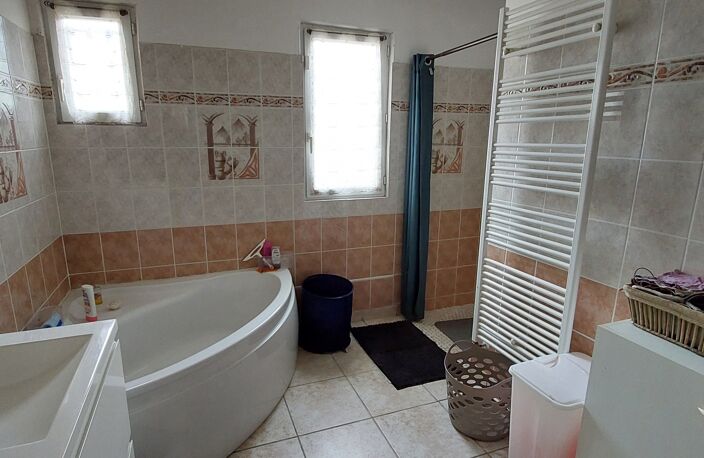 Vente Maison/villa 10 pièces — photo 5