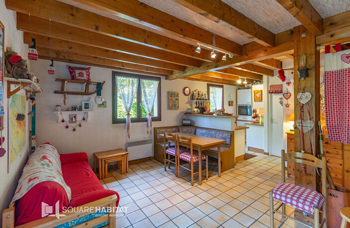 CHALET AVEC JARDIN ET PARKING — photo 4