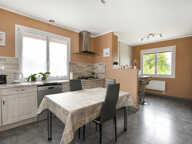 MAISON SPACIEUSE AVEC SOUS SOL TOTAL, PROCHE DES COMMERCES : — photo 2