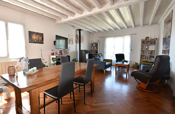 MAISON SPACIEUSE AVEC SOUS SOL TOTAL, PROCHE DES COMMERCES : — photo 3