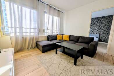 Appartement 4 pièces 230000 €