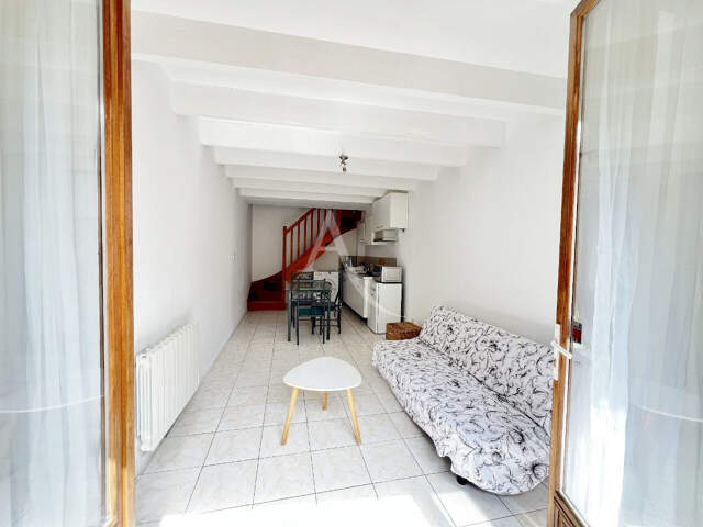 Appartement Daux 2 pièce(s) — photo du bien