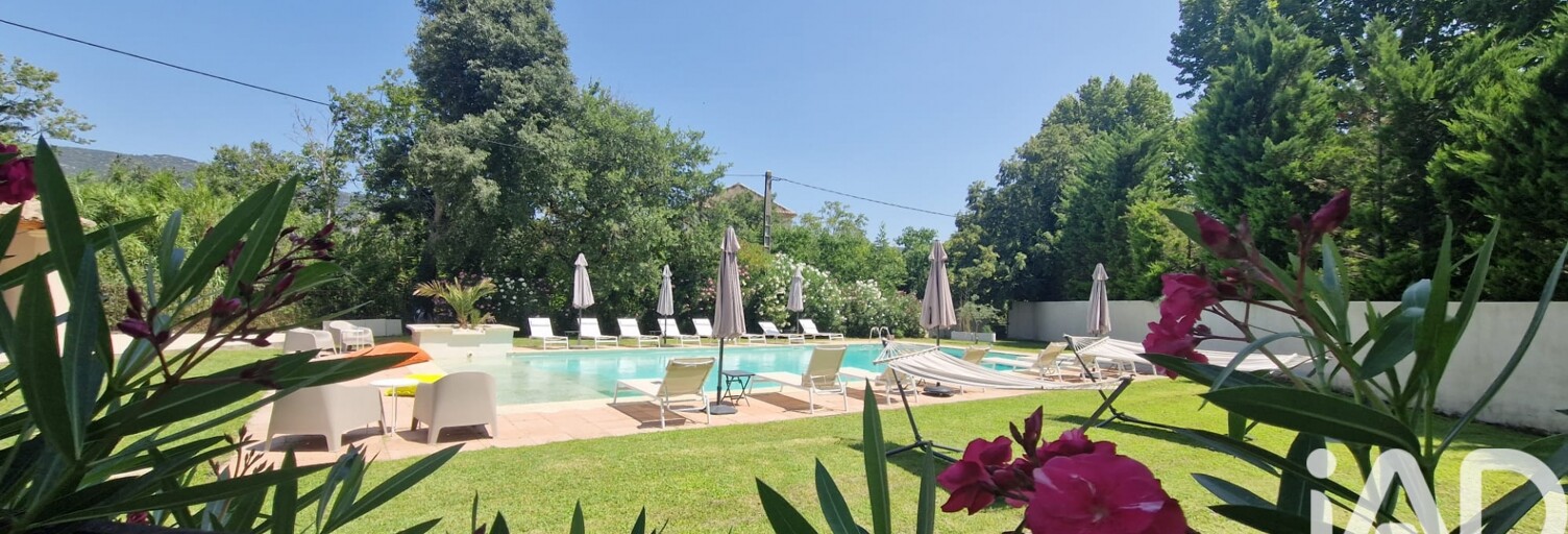 Maison 12 Pièces 408 m² à vendre à Saumane-de-Vaucluse (84800)