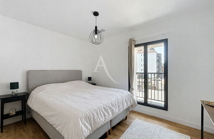 Billère Centre - Appartement triplex -2 Chambres- Jardin et stationnement — photo 3