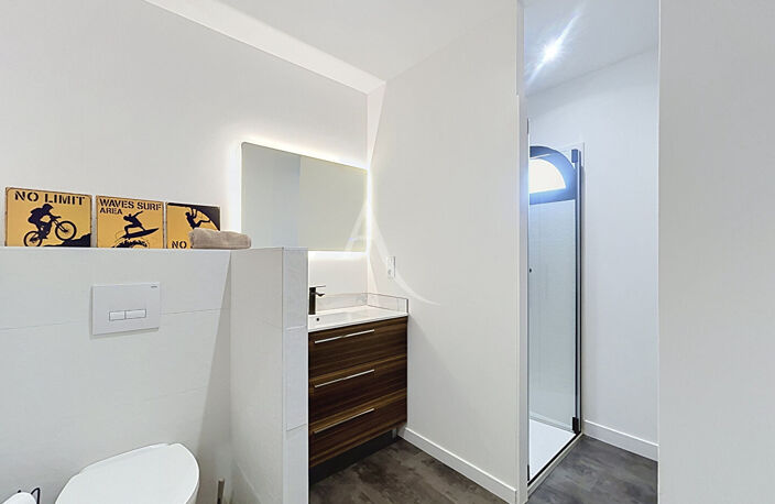 Billère Centre - Appartement triplex -2 Chambres- Jardin et stationnement — photo 5