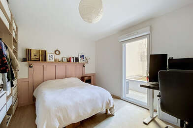 Appartement 3 pièces 297600 €