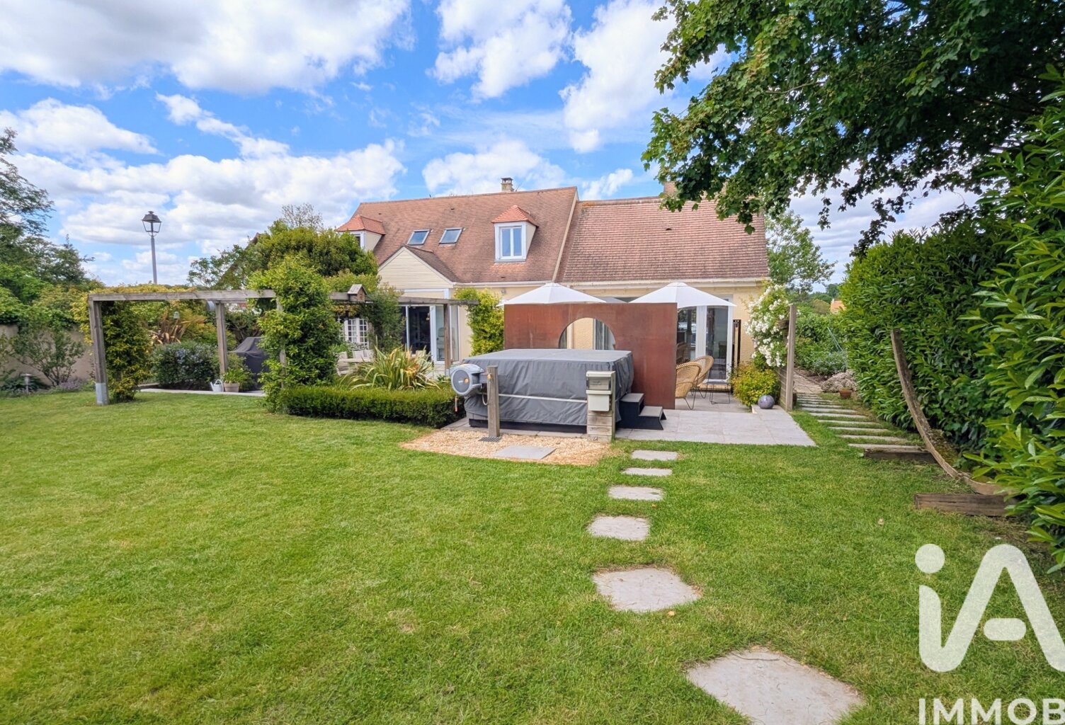 Vente Maison/villa 7 pièces — photo 1
