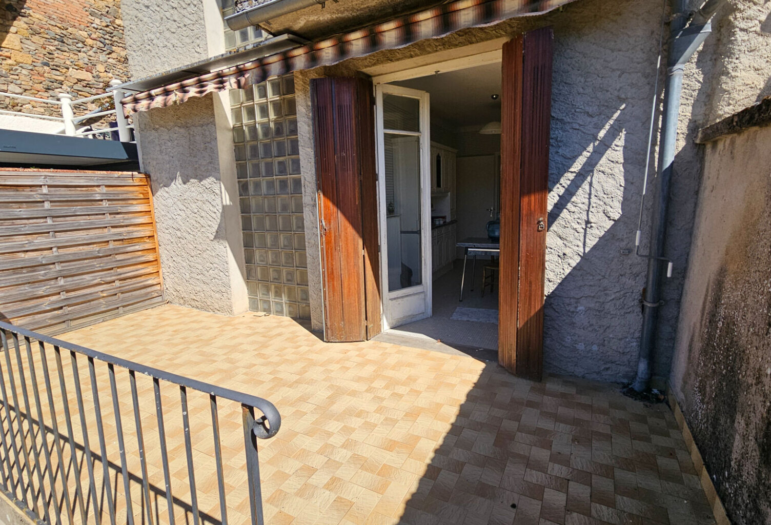 MAISON - GARAGE - JARDIN - CENTRE VILLE — photo 1