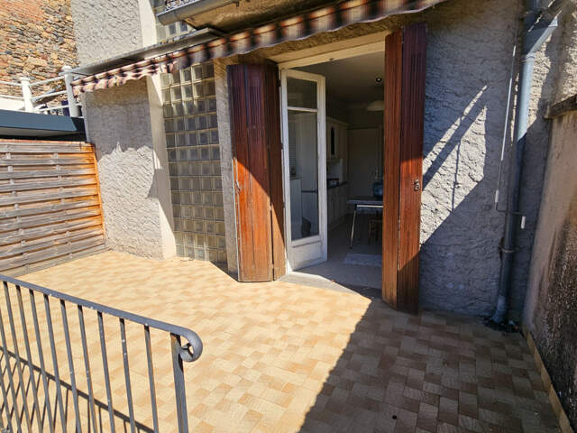 MAISON - GARAGE - JARDIN - CENTRE VILLE — photo du bien