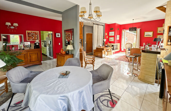 Maison Jouy Le Moutier 7 pièce(s) 171 m2 — photo 2