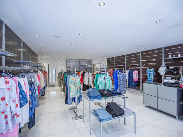 À VENDRE - FONDS DE COMMERCE PRÊT-À-PORTER -CLAMART — photo du bien