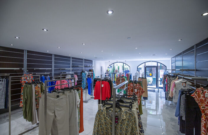 À VENDRE - FONDS DE COMMERCE PRÊT-À-PORTER -CLAMART — photo 2