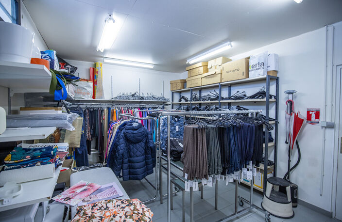 À VENDRE - FONDS DE COMMERCE PRÊT-À-PORTER -CLAMART — photo 4