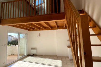 Appartement 3 pièces 854 €