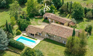 Maison 7 Pièces 197 m² à vendre à Lacapelle-Biron (47150)