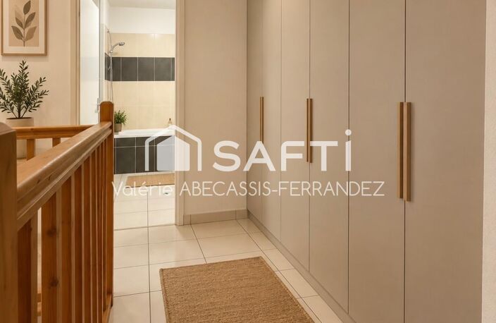 Appartement / Villa 3 pièces avec terrasse et 2 parkings — photo 4
