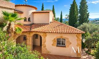Maison 6 Pièces 256 m² à vendre à Mandelieu-la-Napoule (06210)