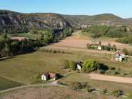 Calvignac, propriété et dépendances au bord du lot — photo 2