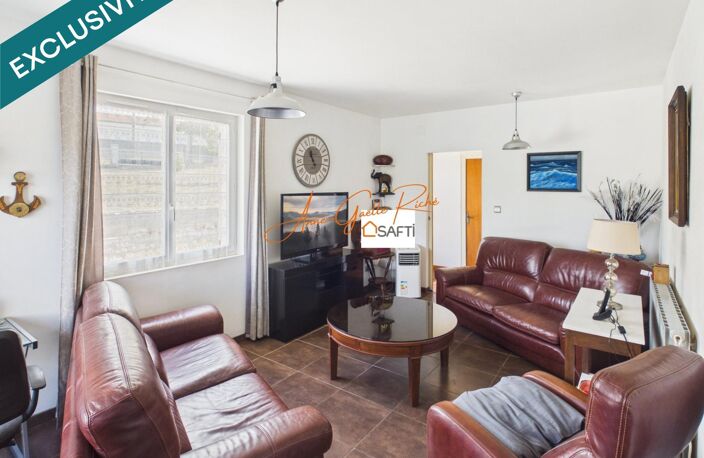Maison familiale, vie de plain-pied, jardin et deux garages — photo 4