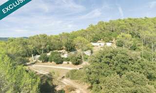Terrain  43720 m² à vendre à Sainte-Anastasie-sur-Issole (83136)