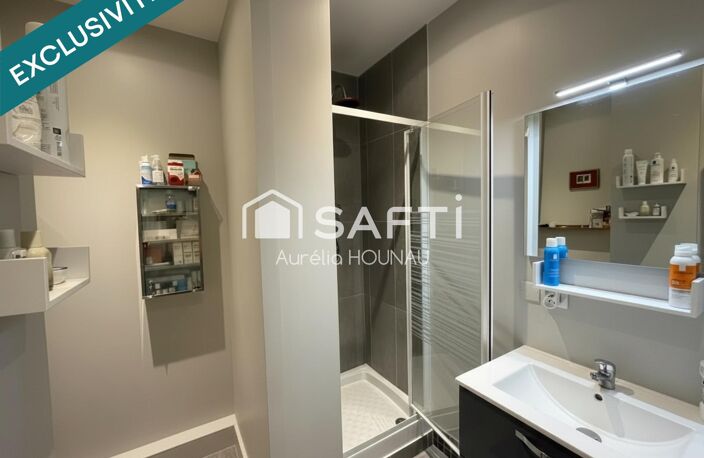 Studio lumineux dans une copropriété rénovée — photo 5
