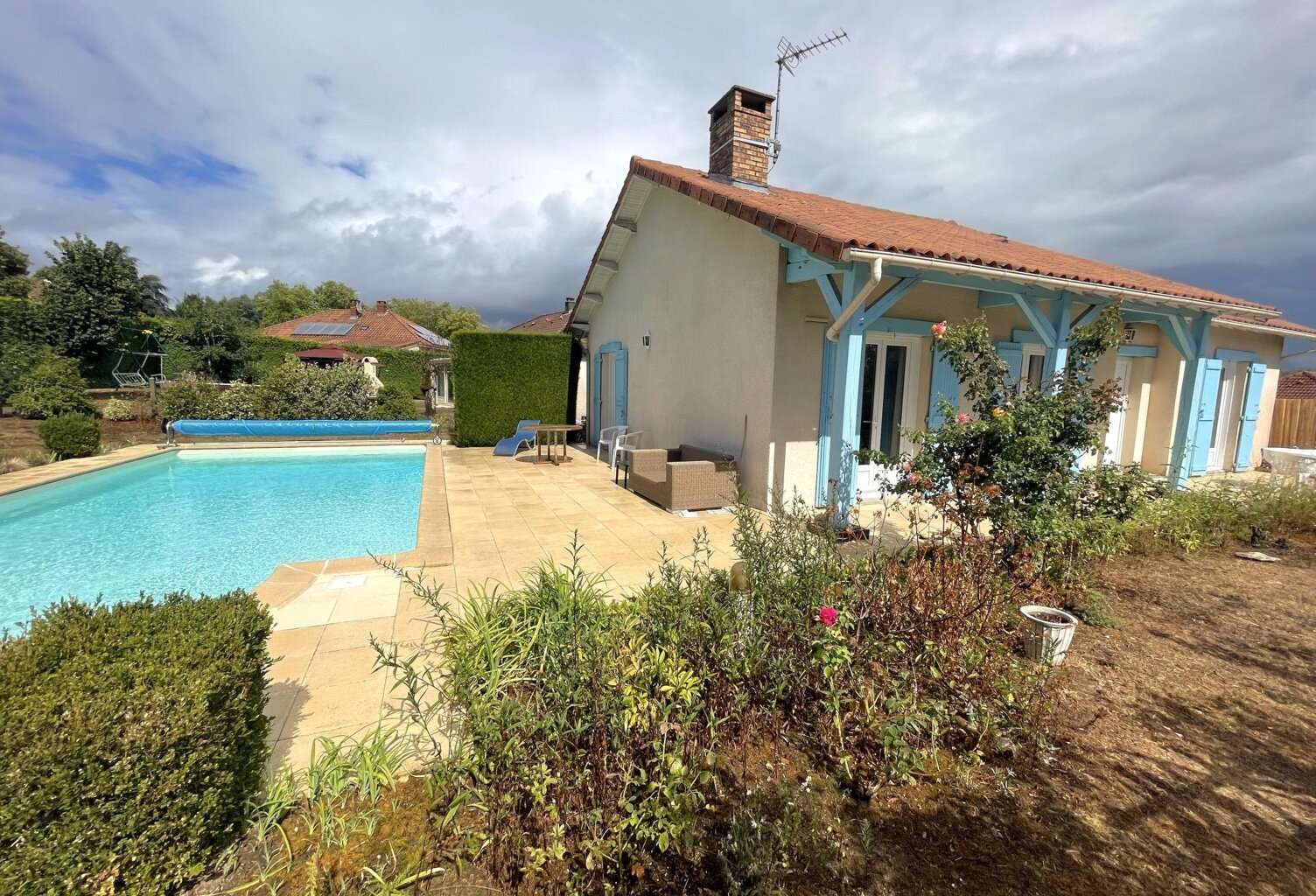 Belle maison avec piscine au nord de Limoges — photo 1