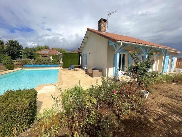 Belle maison avec piscine au nord de Limoges — photo du bien