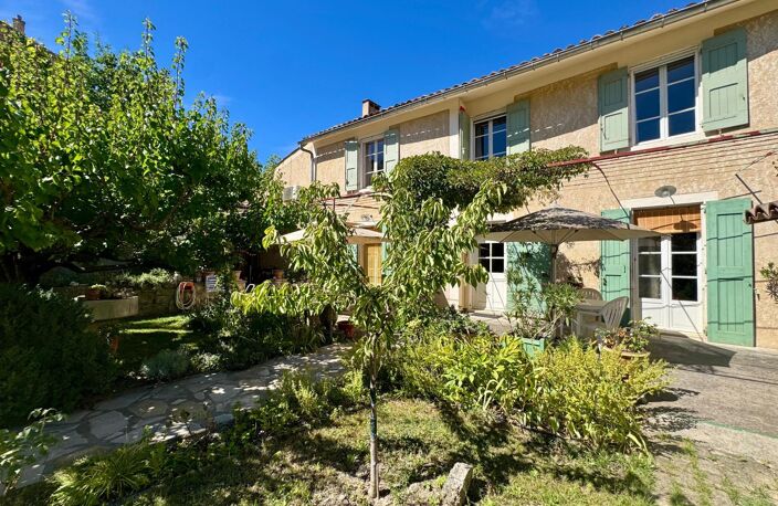 Propriété historique avec jardin et caves — photo 2