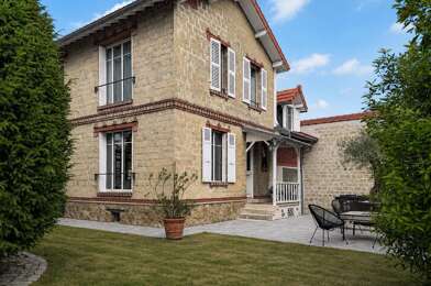 Maison 6 pièces 1305600 €