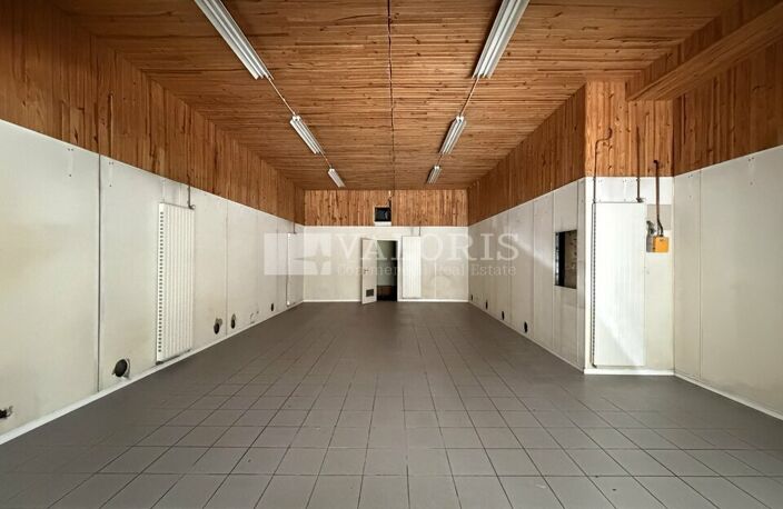 LOCAL COMMERCIAL à LOUER — photo 2