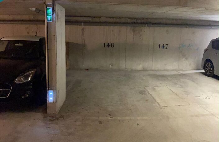 Place de parking à 8 mn à pied de la gare Rer A Torcy — photo 3