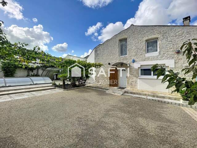 Charmante maison de 242 m² — photo du bien