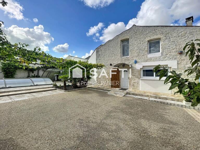 Charmante maison de 242 m² — photo 1