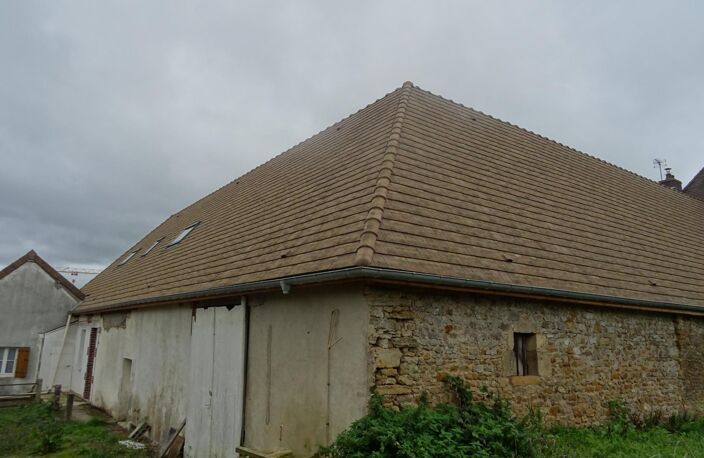 A Couches,dans un hameau proche du chateau — photo 2