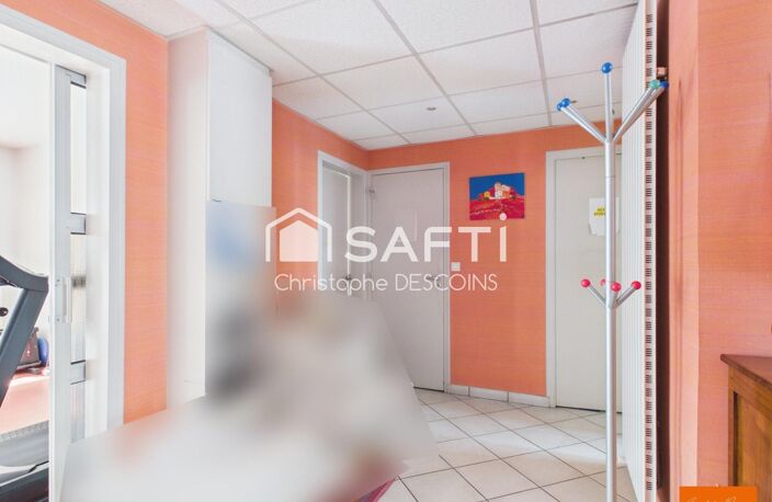 APPARTEMENT F4 DE 87 M²  MAYENNE, PLACE GAMBETTA — photo 3