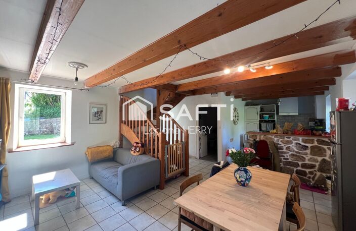 Maison de caractère avec dépendances et fort potentiel d'aménagement — photo 2