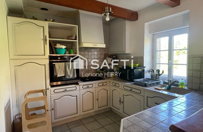Maison de caractère avec dépendances et fort potentiel d'aménagement — photo 3