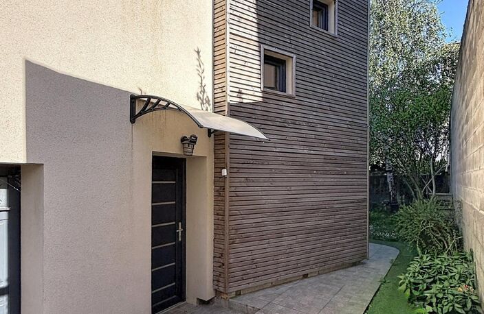 Maison rénovée, jardin sans vis-à-vis et terrasse — photo 4