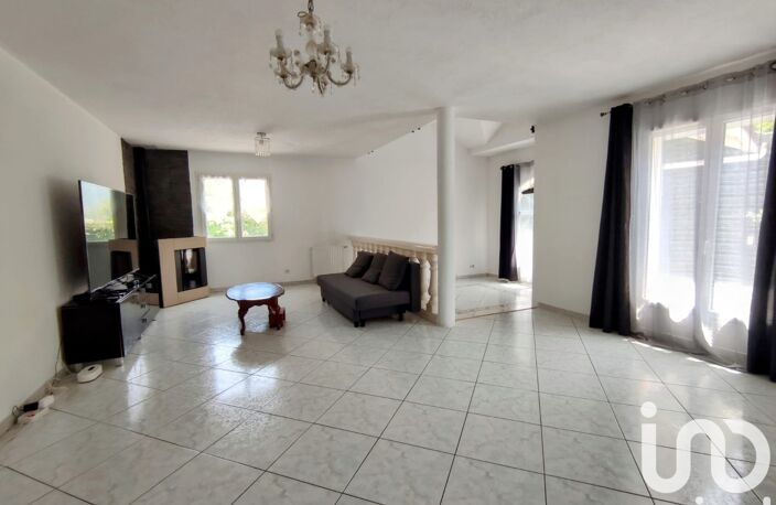 Vente Maison/villa 6 pièces — photo 2
