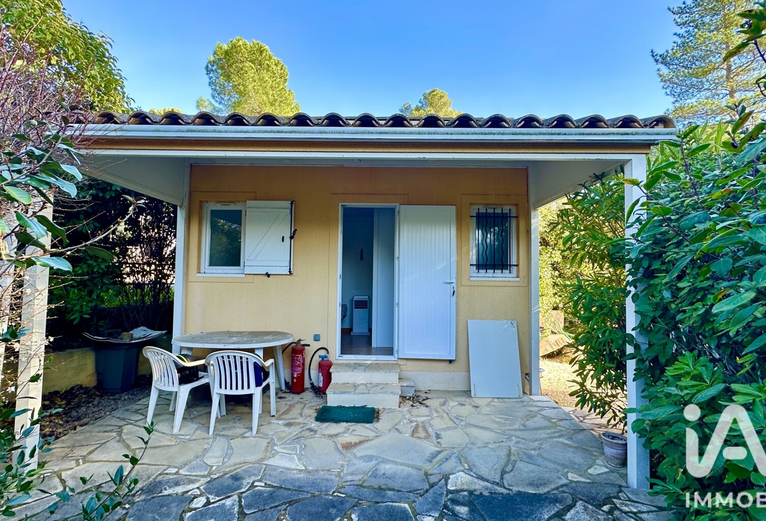 Vente Terrain 360 m&sup2; — photo 1