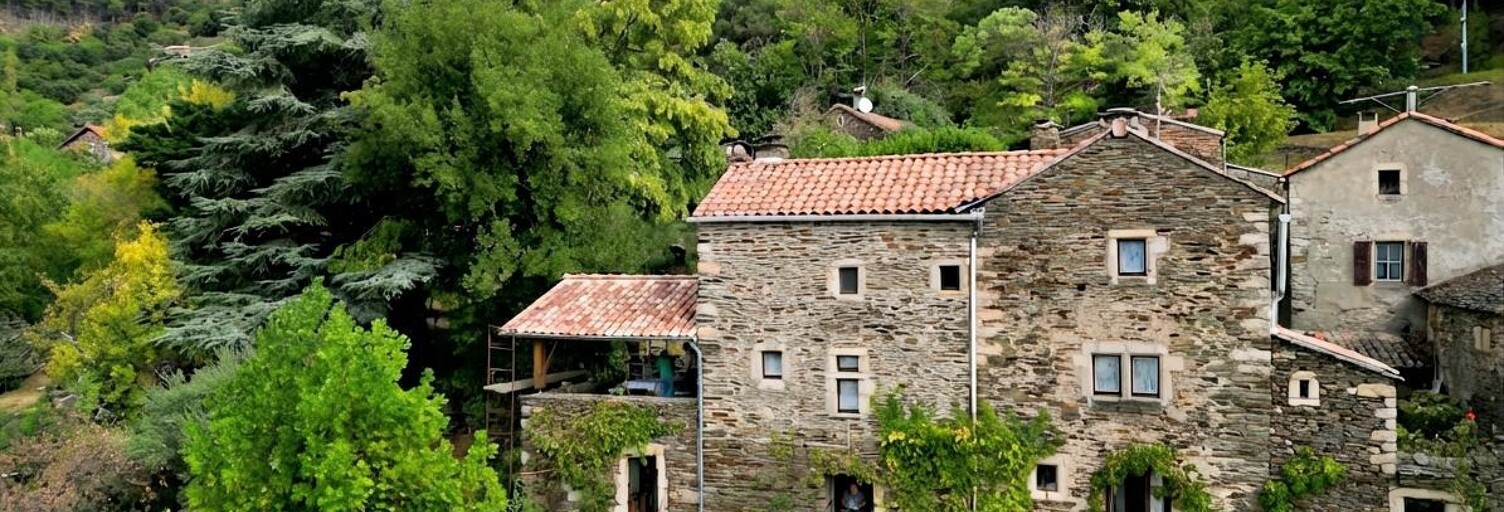 Maison 12 Pièces 225 m² à vendre à Malbosc (07140)