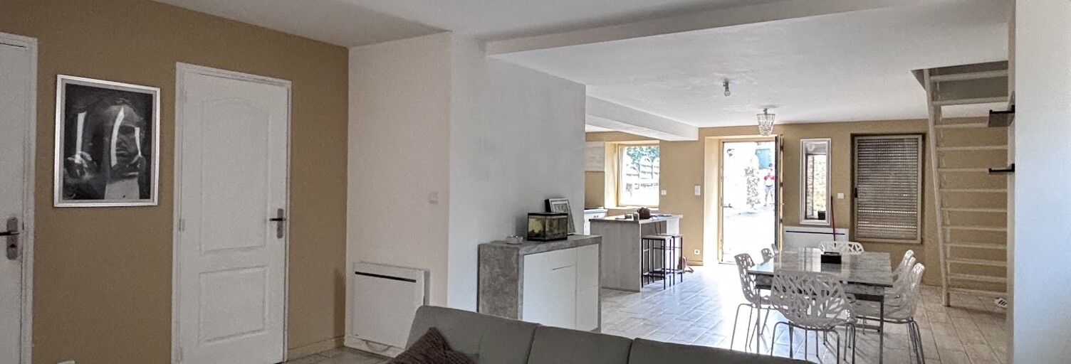 Maison 7 Pièces 146 m² à vendre à Ernée (53500)
