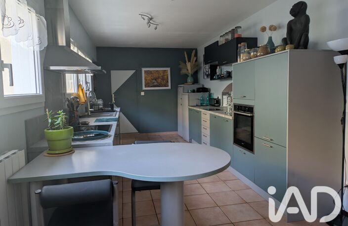 Vente Maison/villa 10 pièces — photo 3