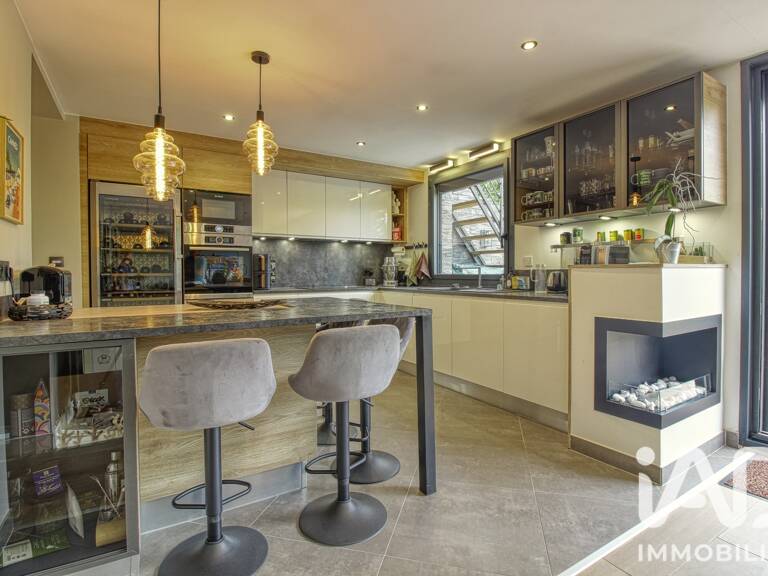 Vente Maison/villa 9 pièces — photo 1