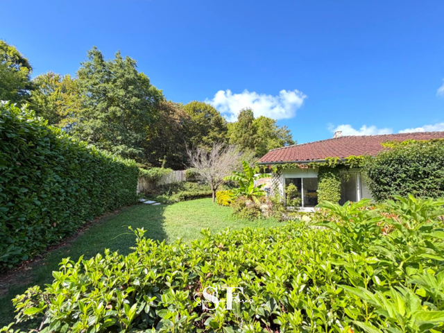PONT-DU-CASSE   Belle maison familiale avec piscine, 4 chambres et 925 m2 de terrain — photo du bien