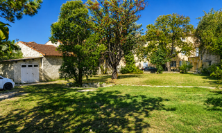 Immeuble  543 m² à vendre à Pernes-les-Fontaines (84210)