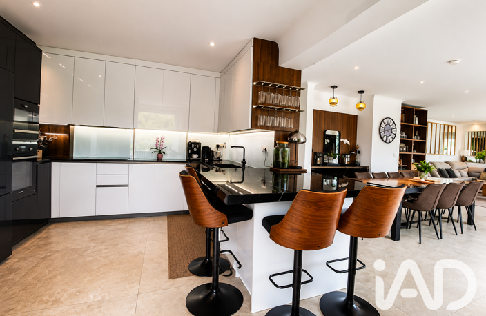 Vente Maison/villa 8 pièces — photo 4
