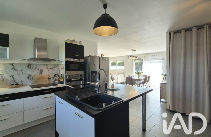 Vente Maison/villa 5 pièces — photo 3